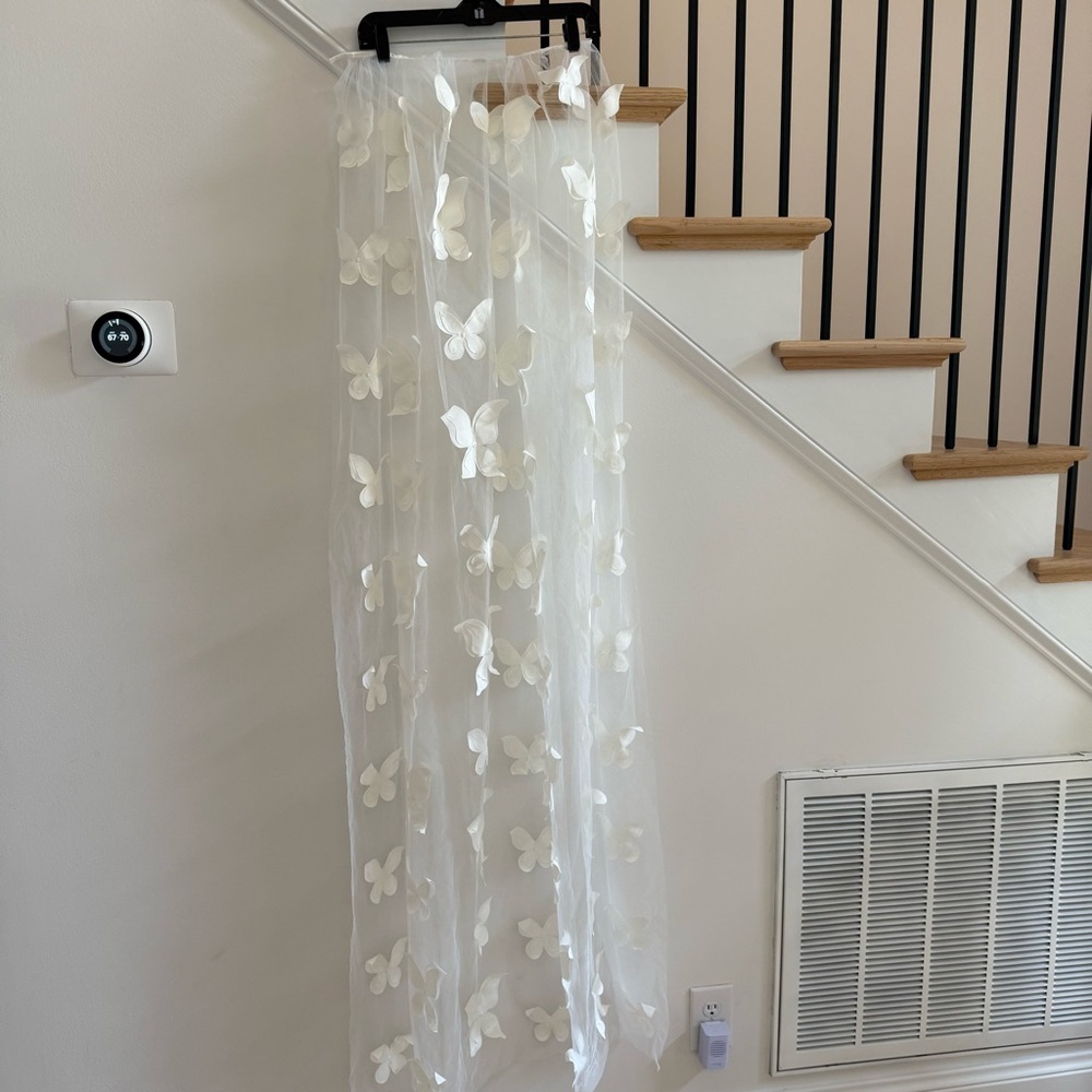 Rosebuds Flower Girl Dress with Detachable Butterfly Train, Size 6 - Picture 9 of 13